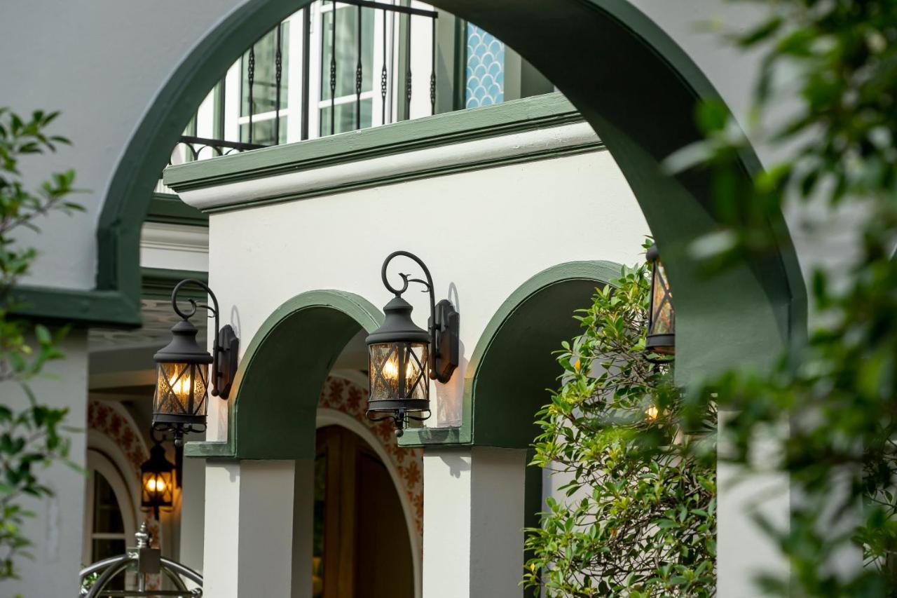 Отель La Petite Salil Sukhumvit Thonglor 1 Бангкок Экстерьер фото
